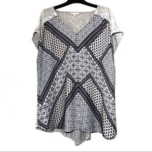 Maurices gray and navy short sleeve shirt size 2x